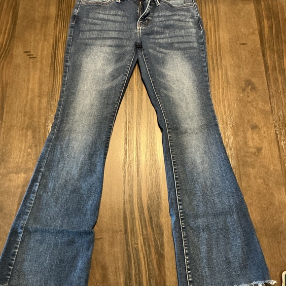 Stylish Blue Flare Jeans for Women - Picture 1 of 6